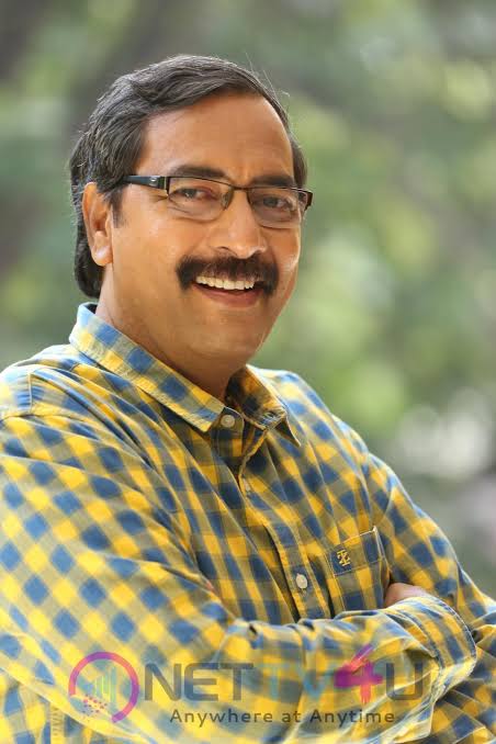 letsxCinematica's tweet image. E cienma lo edho magic&apos; undi 😉

Chinnappudu theatre lo chusinappudu songs ki vibe ayyanu baga😜

Written nd directed by Kasiviswanth 

#NLNL #Tharun #Aarthiagarwal