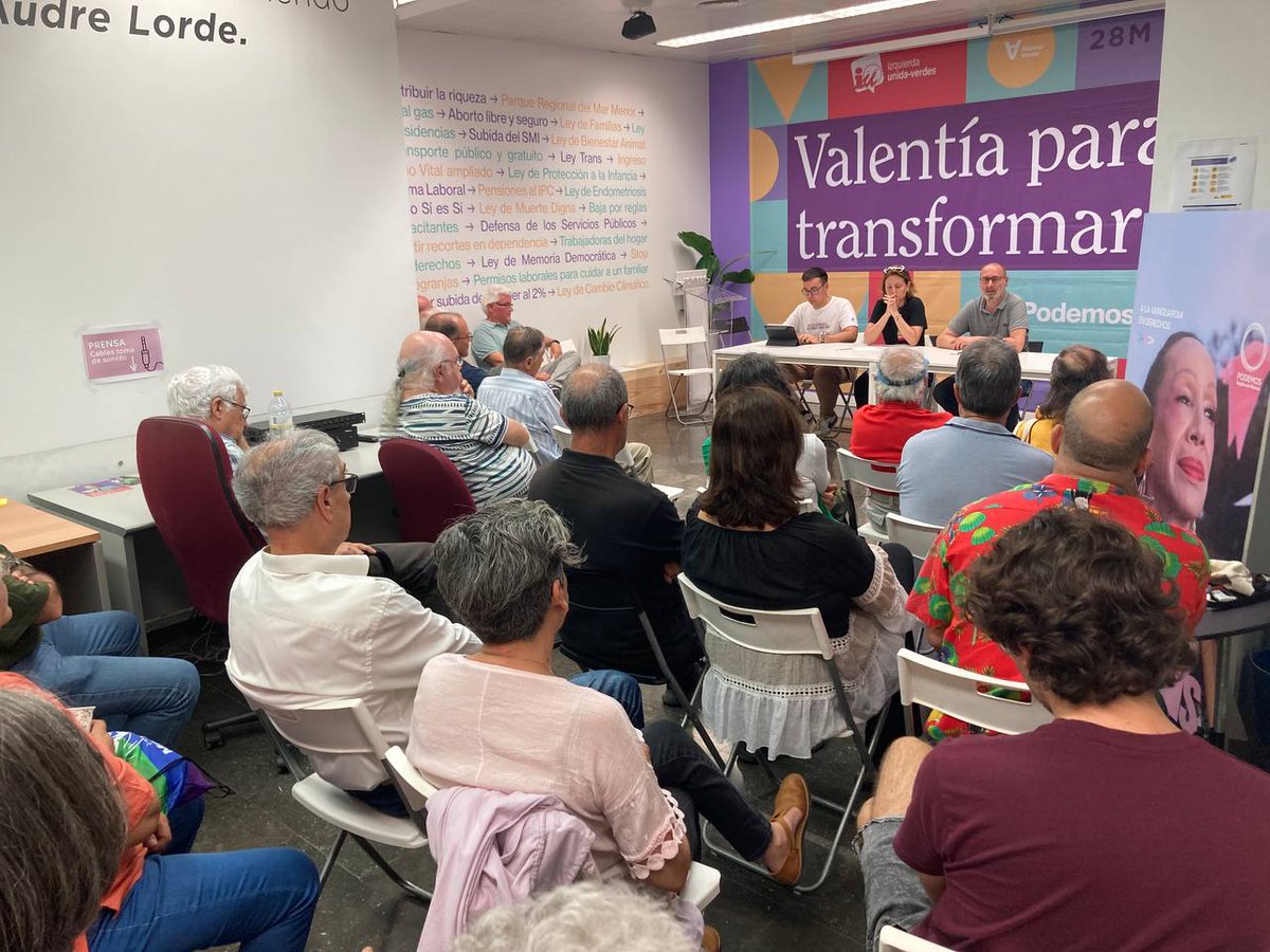 Tiempo para el análisis y la reflexión colectiva. Gracias a todas las personas que participasteis en la asamblea abierta del pasado lunes.

Sede llena y cabezas altas. Con esta militancia de oro y con la misma determinación de siempre. ¡Seguimos! 💜
