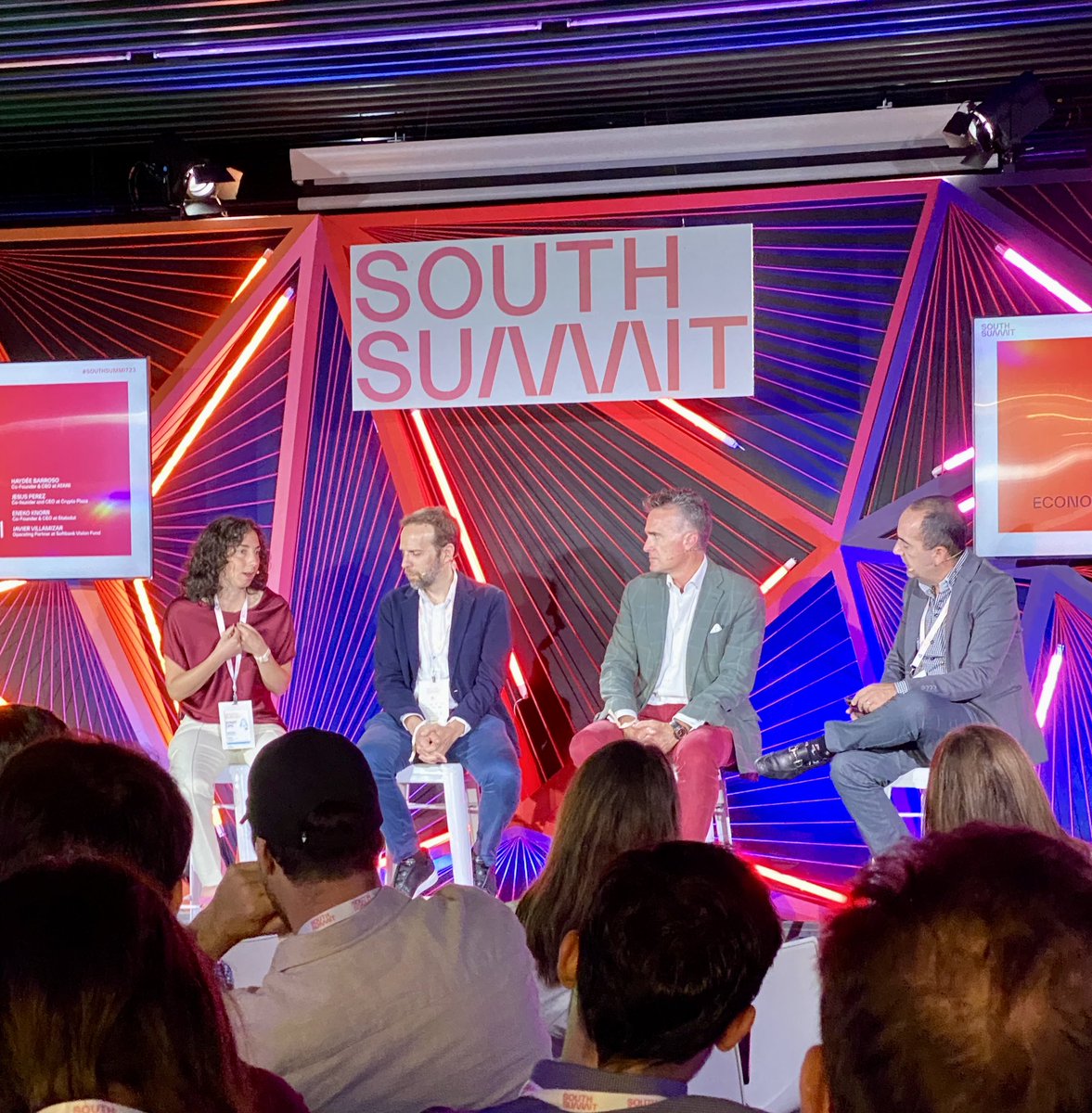 Madrid @south_summit “Token Economy Bubble” Reflecting on SEC lawsuits against companies @binance @coinbase vs EU’s MiCA regulatory framework: Haydee Barroso “You cannot kill crypto. You cannot kill innovation. They will just move.” Do you think US crypto companies will move?