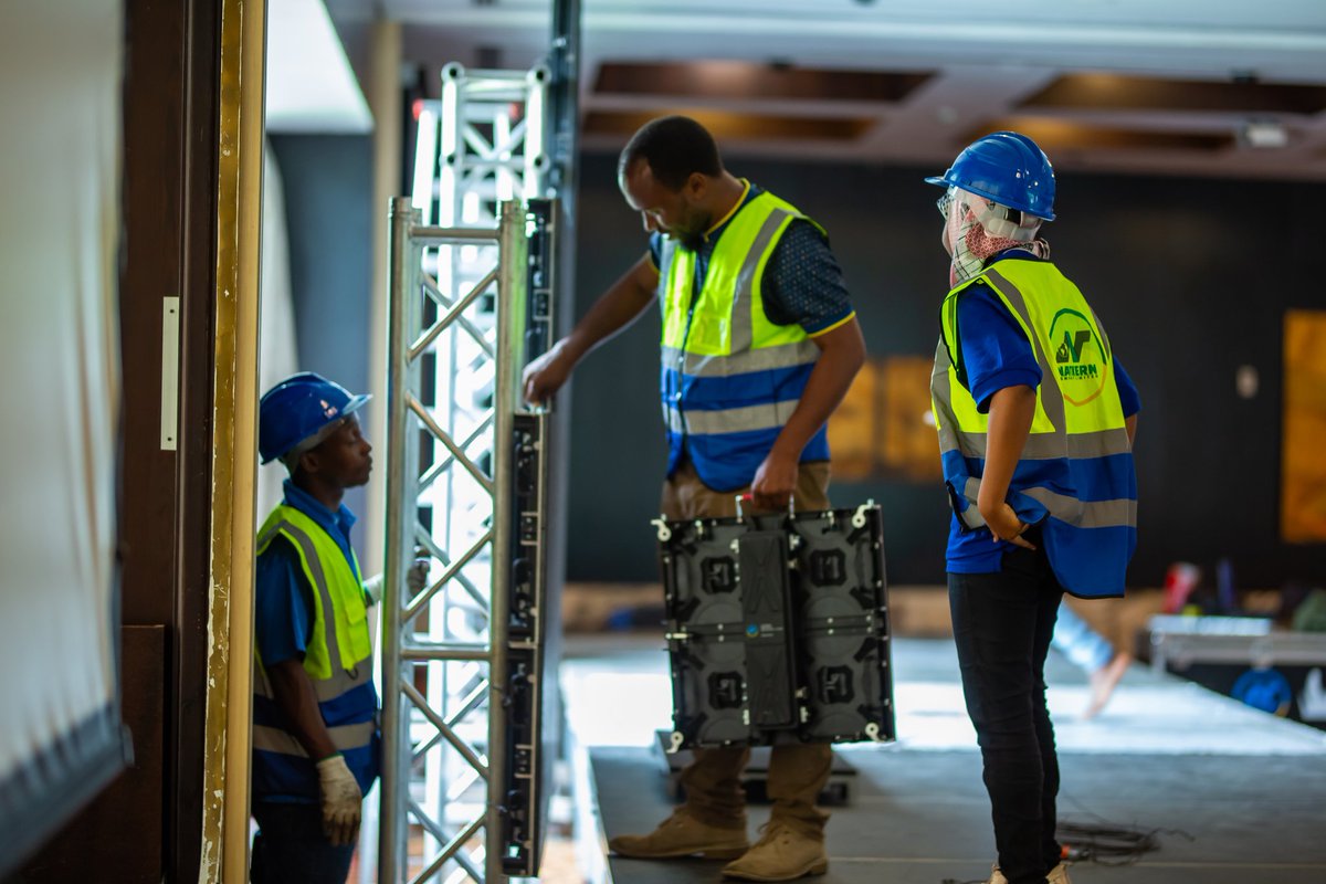 Natkerntz's tweet image. #harusiawards
#rentalledscreen
#ledscreen
#Sponsored 
#natkern