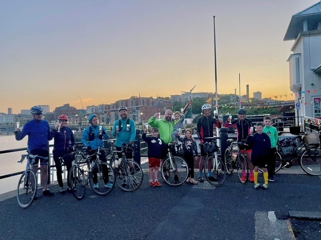 Go_smarterNE's tweet photo. EDI ➡️ NCL 🚴‍♀️

@TracyMillmore recently rode over 200 miles on the Coast &amp; Castles bike ride 🏰 🏖️

The group ended their 2 day trip at @The_Cycle_Hub on the Quayside &amp; were greeted with a lovely sunset!

Have you been on your bike recently? Share your pics below! 👇 #BikeWeek100 https://t.co/5o9eZ1vF3w