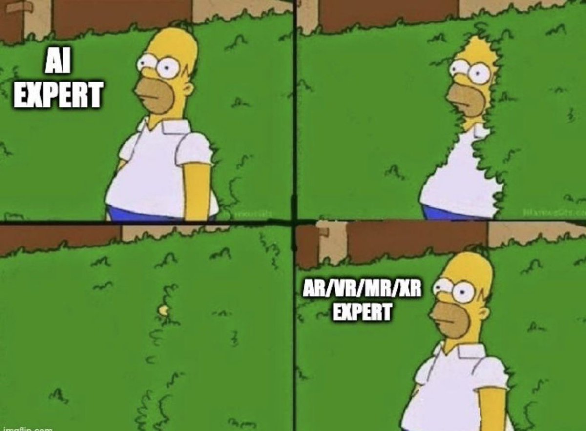 The new wave of 'experts' are coming 😅

#techmemes #virtualreality #VisionPro