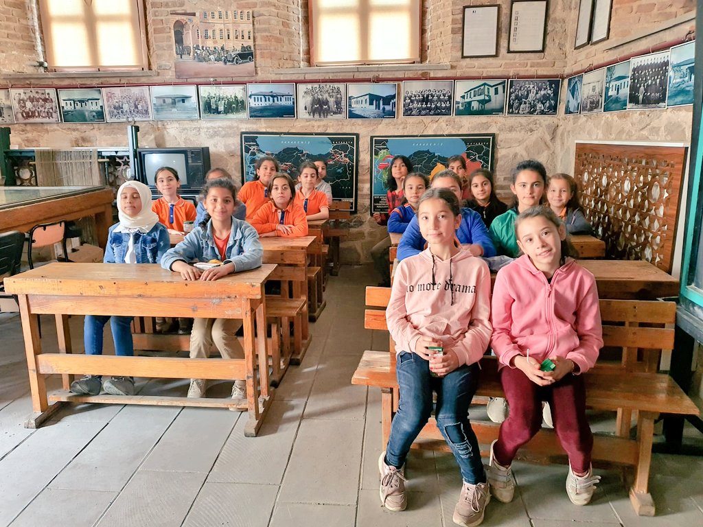 Konya İl Eğitim Tarihi Müzesi (@konyailegitim42) on Twitter photo Karatay Nakiboğlu İlkokulu, İsmet Paşa İlkokulu, Alaeddin Keykubat İHO ile Halil Bahçeci İlkokulu öğretmen ve öğrencileri Konya İl Eğitim Tarihi Müzesini ziyaret ettiler.
<a href="/gokhanmurat1/">Murat YİĞİT</a>
<a href="/servetal61/">Servet ALTUNTAŞ</a> <a href="/gltkn07/">Gülderen GÜLTEKİN</a> <a href="/konyamem/">Konya İl MEM</a> <a href="/karatayilcemem/">Karatay İlçe Milli Eğitim Müdürlüğü</a> #Eğitim #Eğitimtarihi #Müze #Konyailkokul Karatay Nakiboğlu İlkokulu, İsmet Paşa İlkokulu, Alaeddin Keykubat İHO ile Halil Bahçeci İlkokulu öğretmen ve öğrencileri Konya İl Eğitim Tarihi Müzesini ziyaret ettiler.
<a href="/gokhanmurat1/">Murat YİĞİT</a>
<a href="/servetal61/">Servet ALTUNTAŞ</a> <a href="/gltkn07/">Gülderen GÜLTEKİN</a> <a href="/konyamem/">Konya İl MEM</a> <a href="/karatayilcemem/">Karatay İlçe Milli Eğitim Müdürlüğü</a> #Eğitim #Eğitimtarihi #Müze #Konyailkokul
