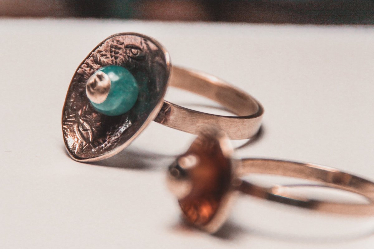 atelierckm's tweet photo. 新作数点できました( ´_ゝ`)

#jewelry #jewelries #handmade #jewelrymaking
 #metalcraft #gem #stone #eyes #eyepattern #dish  #brass #macaron #orange #original #order #style #design #fashion #handcrafted #ring #metal #指輪　#リング　#amazonite #彫金　#ジュエリー　#アクセサリー https://t.co/ZfqhBsaI1M