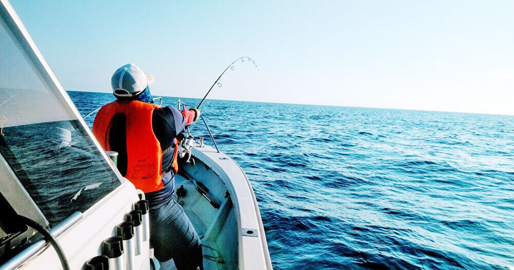 tsurippp's tweet photo. ��漁船のご紹介: マグロキャスティング日本海秋田沖マグロ釣り船　Marine boy
https://t.co/llGGMvcGM9 https://t.co/gM8ivWOxAt