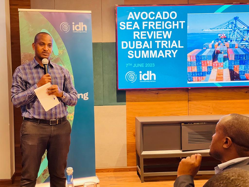 NewTimesRwanda's tweet photo. HAPPENING: @IDHTrade and partners including NAEB are holding, in Kigali, an Avocado Sea Freight Trial Workshop for a review of the outcome of the first container shipment to Dubai by sea. 

This is in line with #Rwanda’s plan to look for an alternative and cheap horticulture shipment means to airfreight which is expensive for exporters.

📸: @EmNtirenganya /TNT