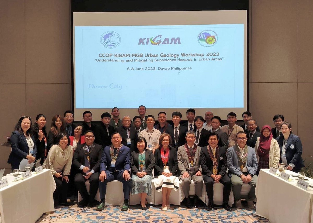 🌍 Inspiring moments at CCOP -KIGAM-MGB Urban Geology workshop in #Philippines! Dr. Francesco La Vigna, Chair of #EGSUGEG, presented the concept of Urban Geo-climate Footprint.🏙️⛈️ Together, we're fostering stronger ties between #EGS &amp; #CCOP, creating safer, sustainable cities🌆