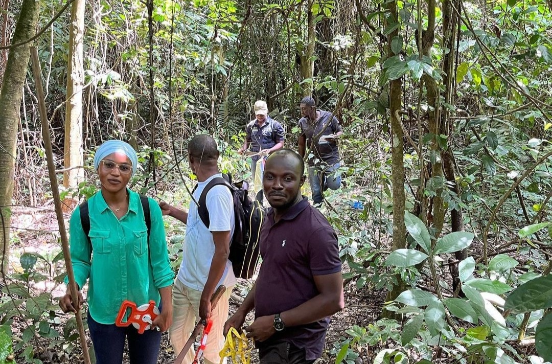 Ecologicalnest's tweet photo. Our volunteers embark on nature expedition https://t.co/LAvyUuRNsl