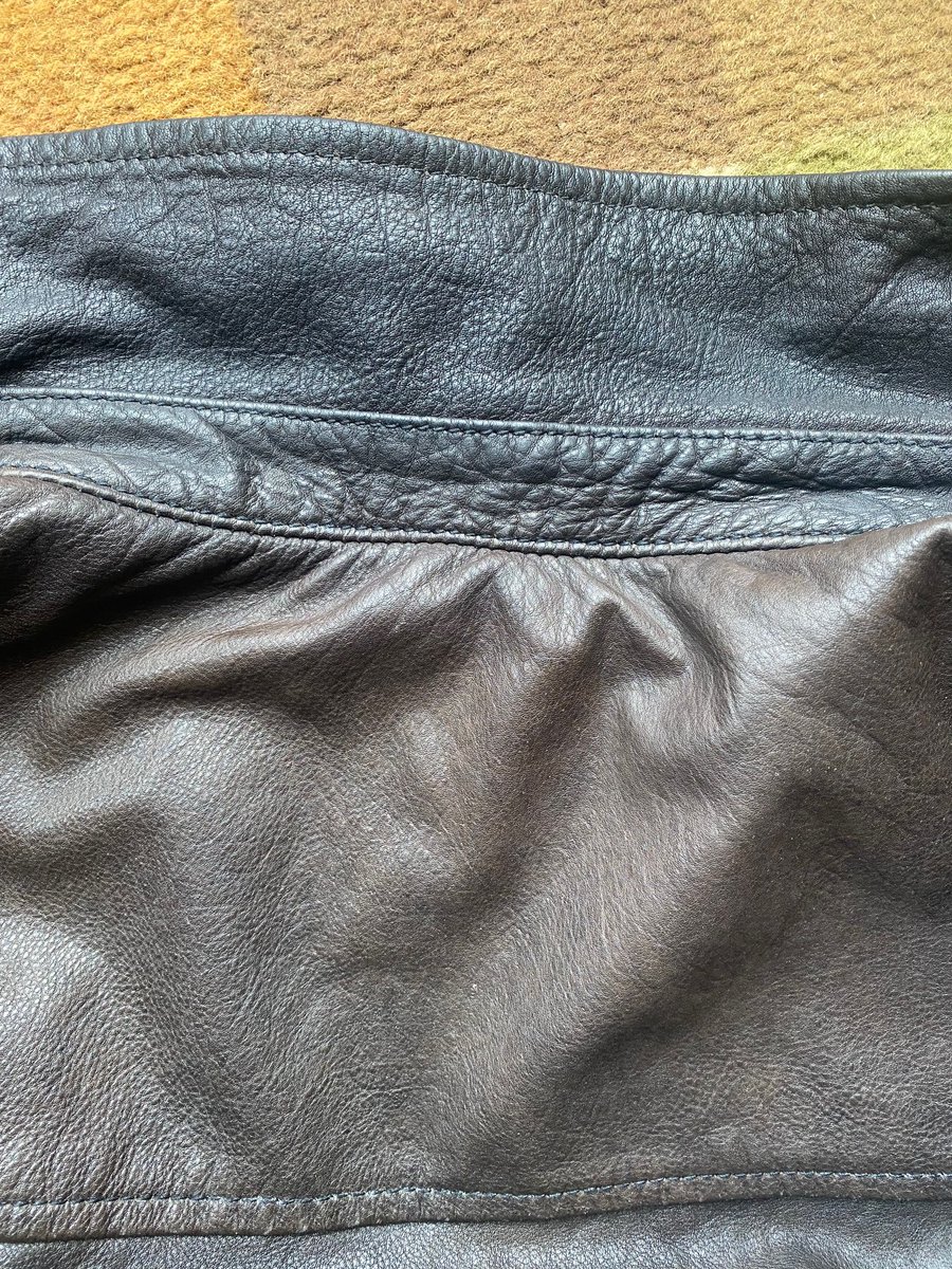 creationimages's tweet photo. @Superdry Black Leather Jacket now brown and not the “investment piece of iconic outerwear…crafted to ensure they become a closet staple for years to come, that will only look better with time”@Trustpilot https://t.co/VkDXivbJnX https://t.co/pn1vdACCD8