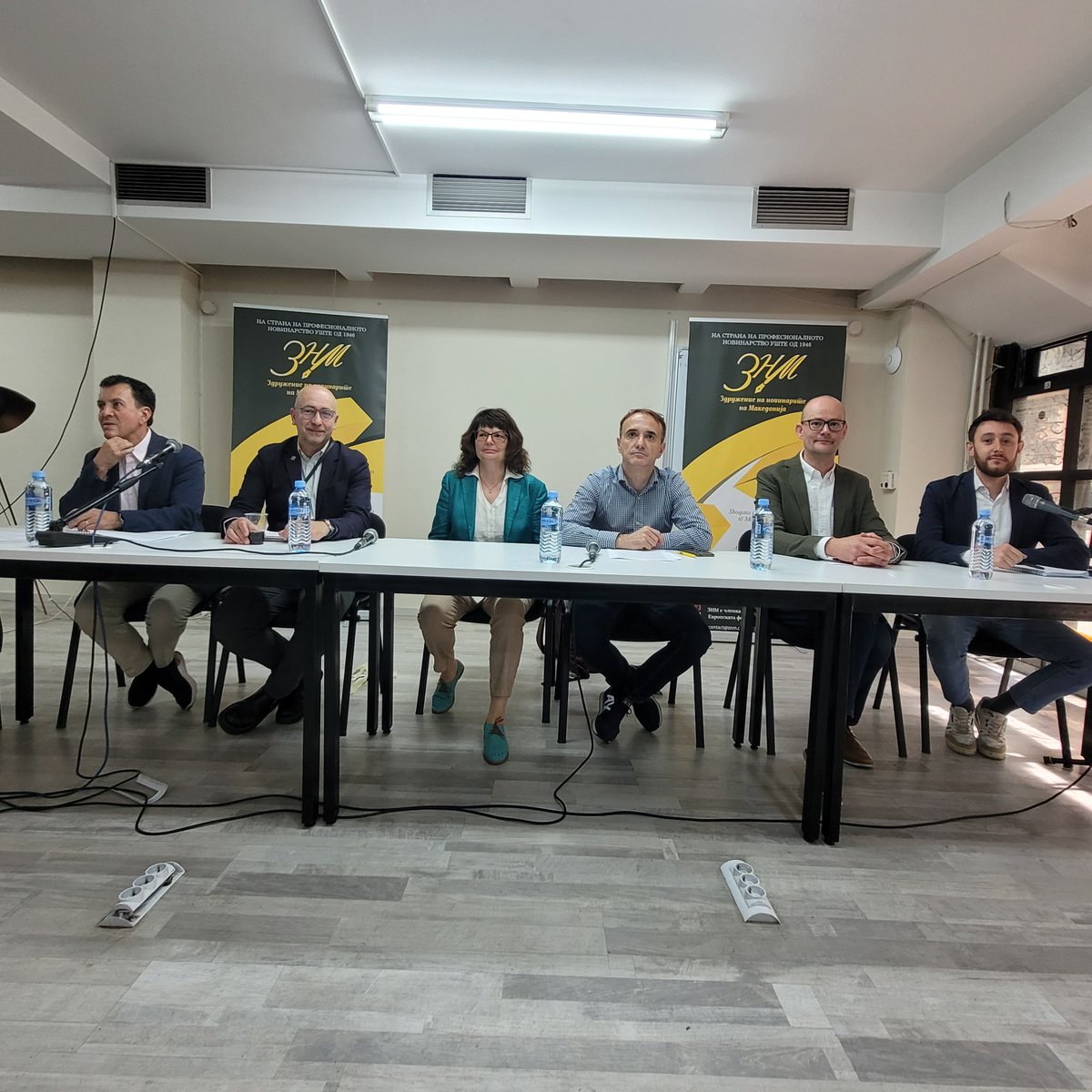 Molenews1's tweet image. Press conference right now following our fact-finding mission to #NorthMacedonia.
@EFJEUROPE