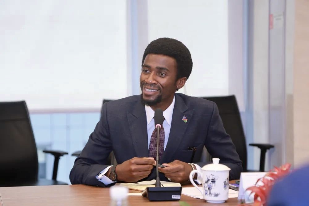 Summer in the ‘Jing