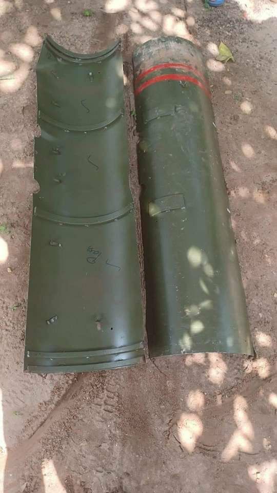 melodyphyo's tweet photo. As of yesterday, 3 houses and a school were destroyed by the bombardment of military troops by fighter jets in Sanphalar village; Kawkareik tsp, Karen state. #2023Jun7Coup #HelpMyanmarIDPs #WhatsHappeningInMyanmar https://t.co/yVbNQlwK3V