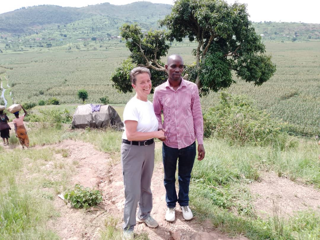 nkunamo's tweet photo. Dukunda abashyitsi https://t.co/9tIFfhWjcJ
