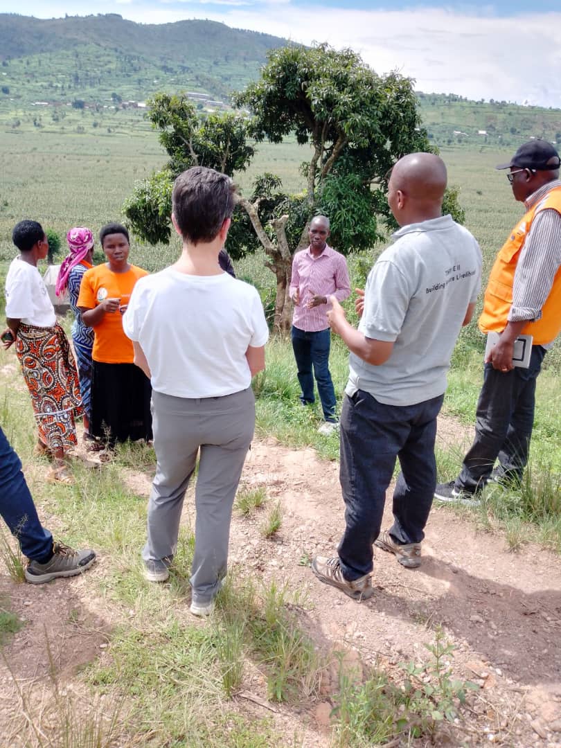 nkunamo's tweet photo. Dukunda abashyitsi https://t.co/9tIFfhWjcJ