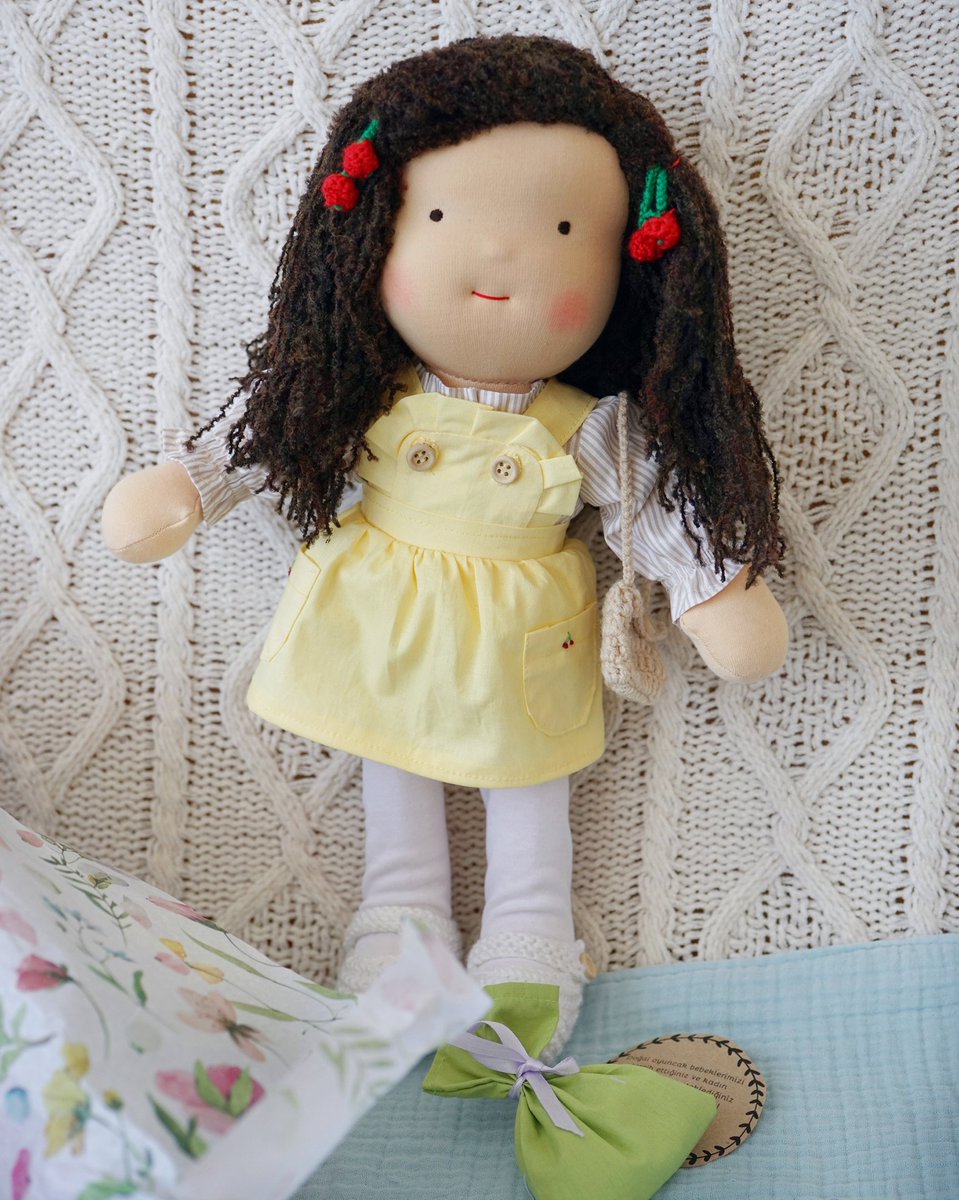 O bir Kiraz Kız 🍒 Özel yapım bebeklerimizden...