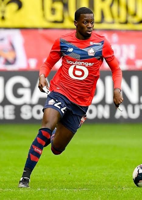🚨Lille winger Timothy Weah, 23, may be on the verge of an €10m summer move to Juventus. 🇺🇸 🔴 #LOSC ⚫ #ForzaJuve