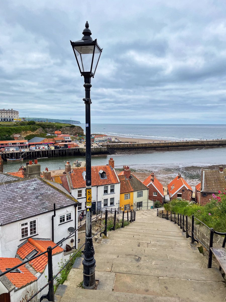199 steps! #whitby #photooftheday #picoftheday #iPhonephotography #photographer #ilovephotography #capture #mobileclics #mobilepics #landscapephotography #streetphotography @stormhour @thephotohour