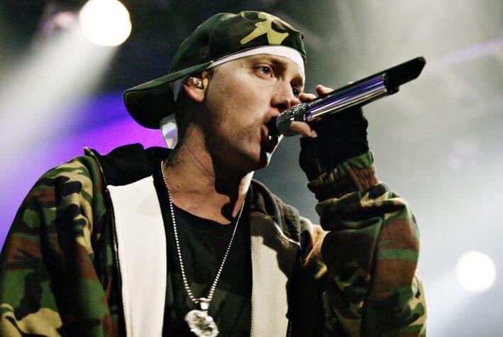 MathersArchive's tweet photo. Eminem photographed by Gareth Davies whilst he performs at the Carling Academy Islington (now known as the O2 Academy Islington) in London, UK, on November 20, 2004.
Exclusively, on a Saturday night in north London, Eminem took the stage for about 550 fans. https://t.co/rggA9hmi7i