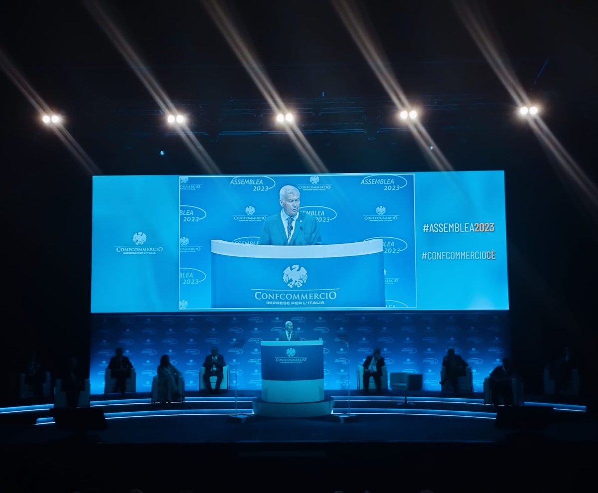 Confcommercio tweet media