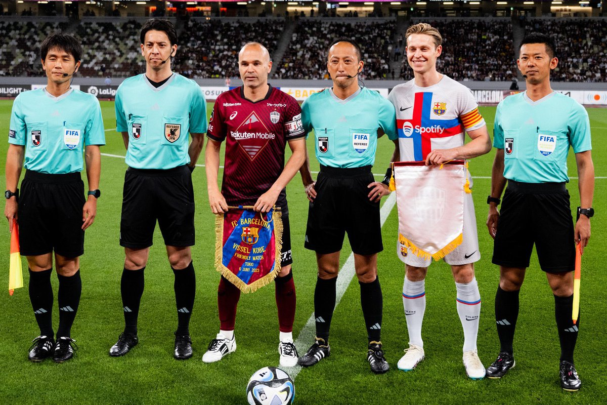 Out Of Context Football tweet media