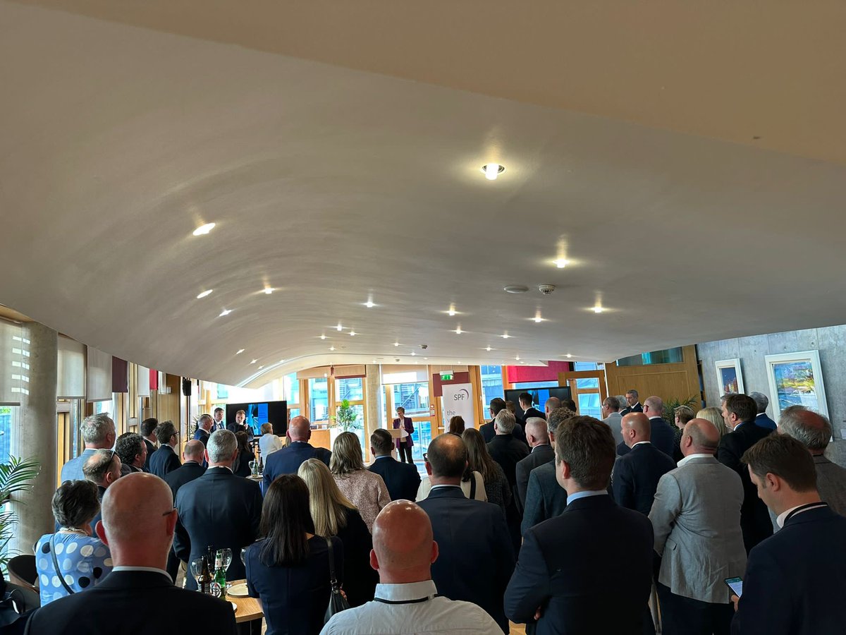 ScotPropFed's tweet photo. Last night we held an excellent parliamentary reception which marked the handover of SPF Chair from Stephen Lewis to @maria_francke. A massive thank you to everyone who joined, including our host @MichelleThomson & Scottish Housing Minister @PaulMcLennan7. https://t.co/P4NsyxcXCu