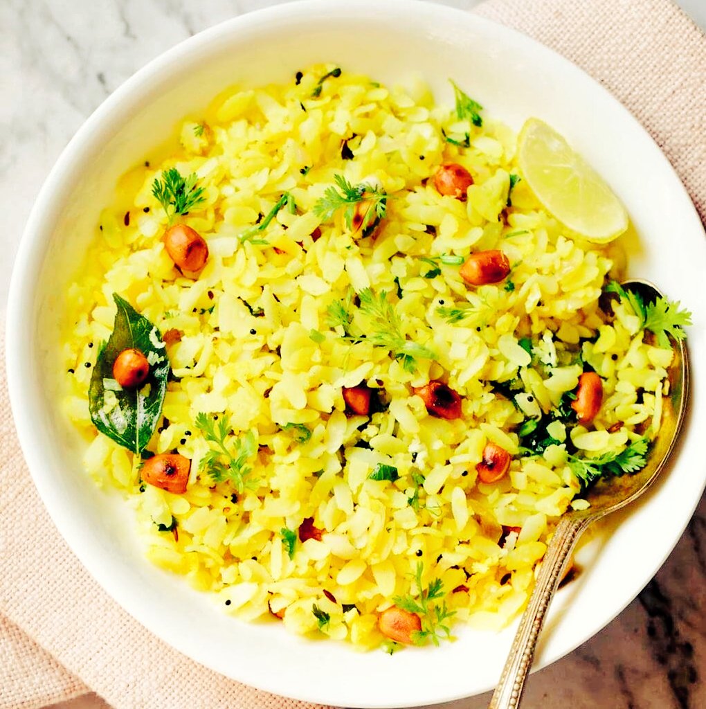 Anand__Rathi's tweet photo. "Kande pohe", "Batata Pohe", "Dadpe Pohe", "Indori Pohe"!

Best breakfast ever!

Happy #WorldPohaDay ❤️ https://t.co/qUK5S2OQvr