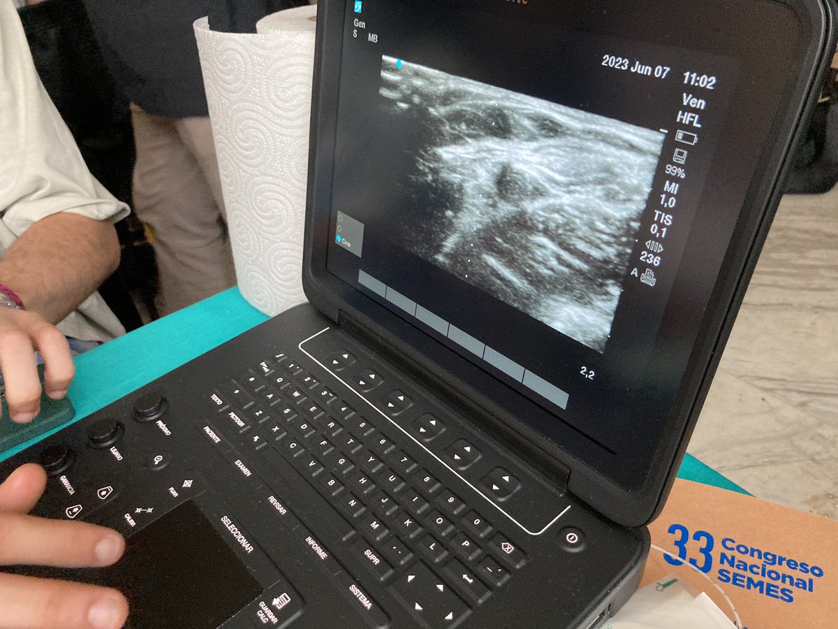 #SEMES23 Aprendiendo sobre acceso vascular ecoguiado…