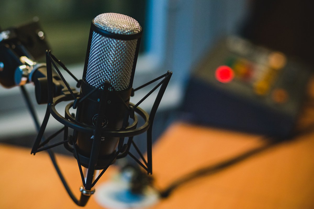 Wie können Podcasts gewinnbringend für die Lehre genutzt werden? Das Projekt <a href="/dialoge_pse/">DiAL:OGe</a> bietet am 20.7. einen #Podcast-Workshop an. 
Wir freuen uns insbesondere über Anmeldungen aus dem Bereich #Lehramt und von Lehramtsstudierenden. #twittercampus

pse.rub.de/projekte/dialo…