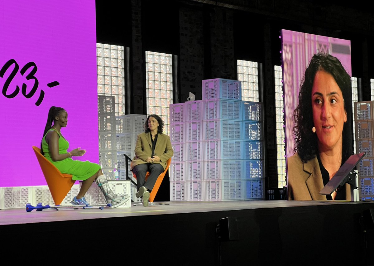 Stand heute wird die Frauenfussball-WM in Deutschland nicht übertragen. Dabei wäre es so wichtig, dass junge Mädchen ihre Vorbilder sehen können. Toller Einsatz von Tuğba Tekkal für das Thema und so viel mehr. #rp23