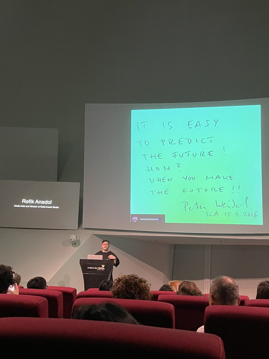 Throwback to artist talk by Refik Anadol <a href="/refikanadol/">Refik Anadol</a> at <a href="/ArtSciMuseum/">ArtScience Museum</a> in 🇸🇬 last week. Stoked to have been able to listen to this living legend in person. #AI #AIart
