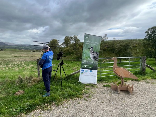 Celebrating #VolunteerWeek2023, join our #Curlew LIFE lead at RSPB Insh Marshes as he reflects on the huge difference volunteers have made in helping their local Curlews. A huge thank you to all the dedicated volunteers at our project sites!  👏🙏🪶curlewlife.org/2023/06/volunt…