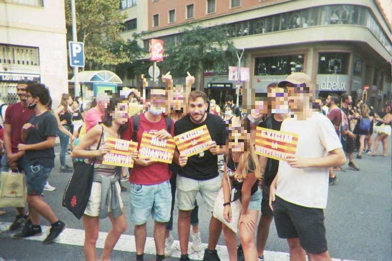 🗓️Avui fa 1 any ens vam llevar amb la notícia de <a href="/La_Directa/">Directa</a> que havíem tingut durant 2 anys un Policia Nacional infiltrat al nostre casal, així com a <a href="/resistimalgotic/">Resistim al Gòtic</a> i al <a href="/SEPC_nacional/">SEPC</a> 

Era un cop dur, un engany, un abús de poder, però calia recompondre's per seguir endavant
