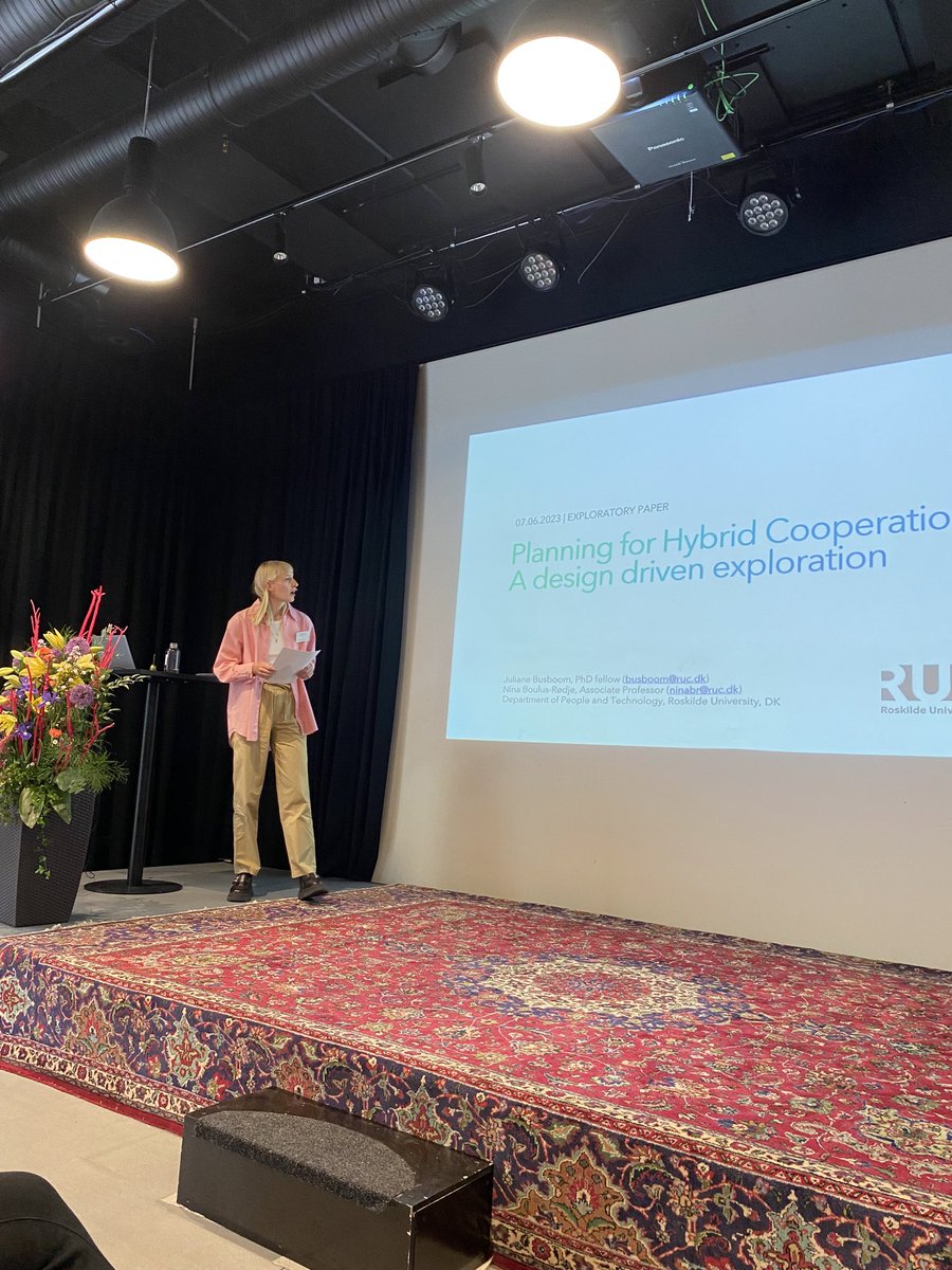 ECSCW's tweet image. Juliane Bosboom presenting the exploratory paper “Planning for hybrid cooperation – a design driven exploration” written together with Nina Boulus-Rødje🌟 #ECSCW2023