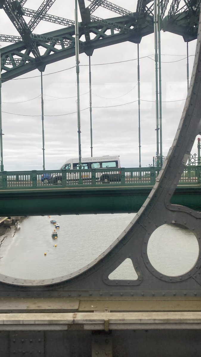 Waving to <a href="/Martycricket/">Martin Emmerson</a> as I glimpse the Roker Riviera.