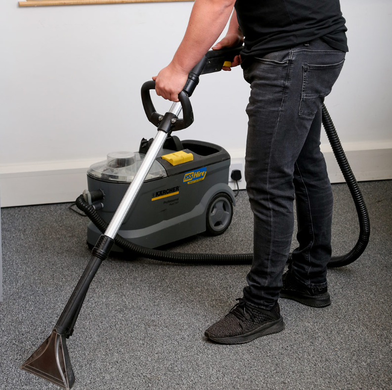 HSS Hire Traffic tweet media