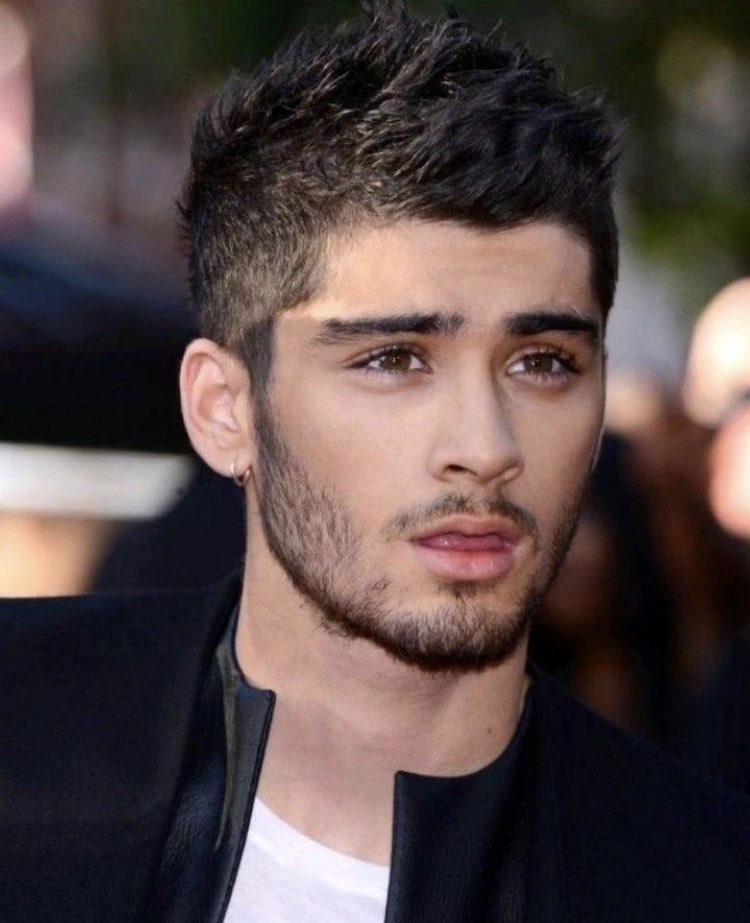 Z42023's tweet photo. Zayn's eyes are the access to the beautiful and complex universe that Zayn is. https://t.co/4v2VNHZm3R