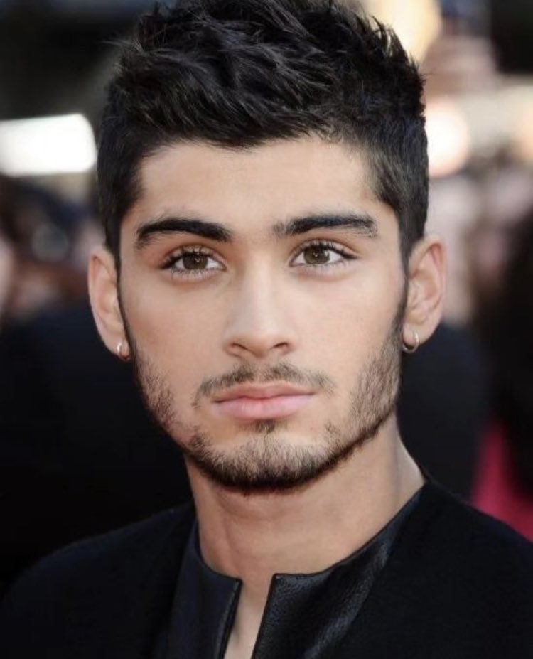 Z42023's tweet photo. Zayn's eyes are the access to the beautiful and complex universe that Zayn is. https://t.co/4v2VNHZm3R