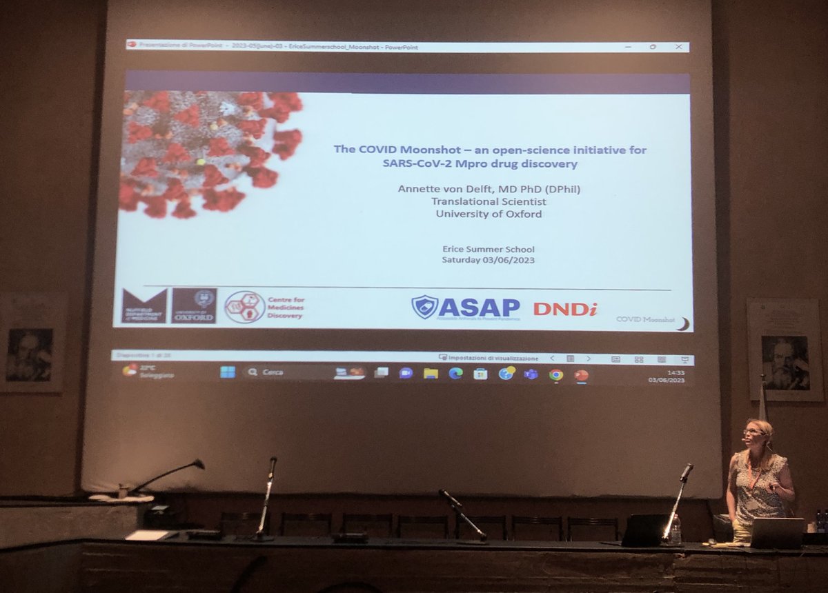 Frank, Annette and Lizbé lecturing at the International School of Crystallography that is currently running in Erice, Italy.