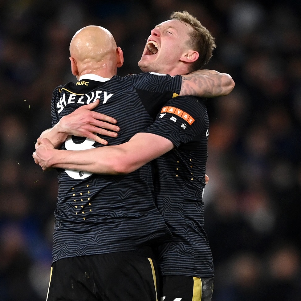 NUFC's tweet photo. 📷 Life Through a Lens 📷

The 2022/23 season was Sean Longstaff's best yet for #NUFC, the club he has represented for over 15 years. 

This - in @seanlongstaff97's own words - is the story of his time in black and white.

⚫️⚪️