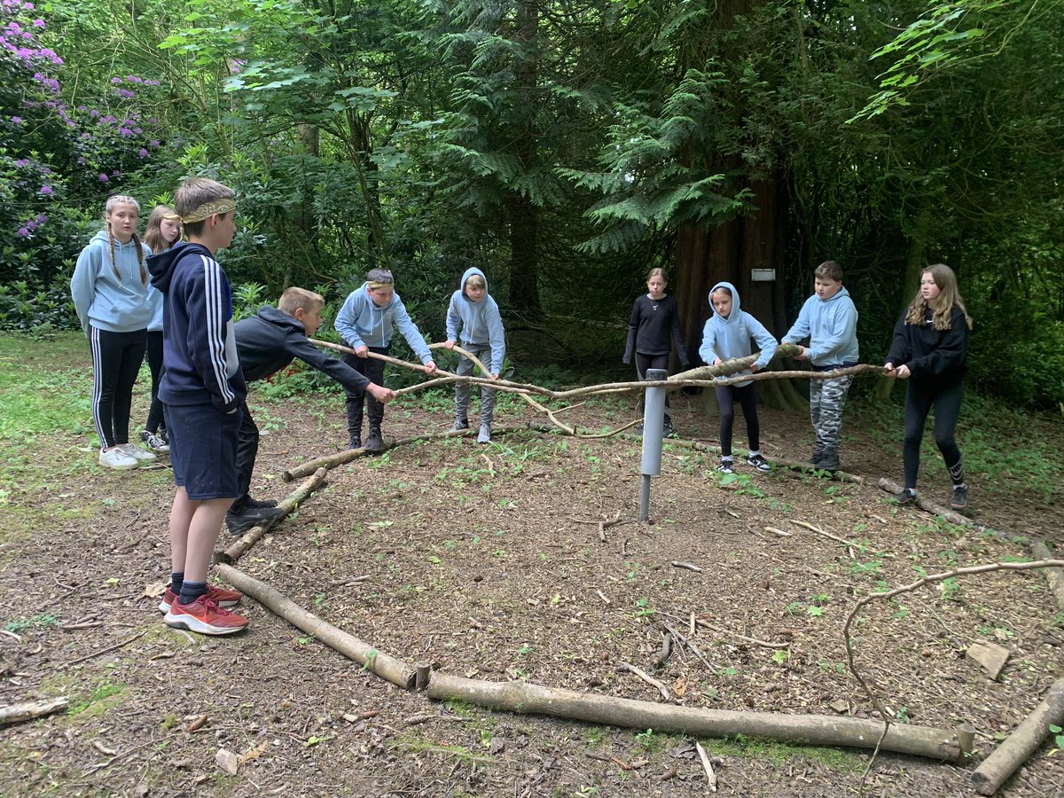 IE does team work make the dream work? @MissTolandLVPS <a href="/MrMurphyLVPS/">Mr Murphy & P5M</a> <a href="/mrselliottlvps/">Mrs Elliott LVPS</a>