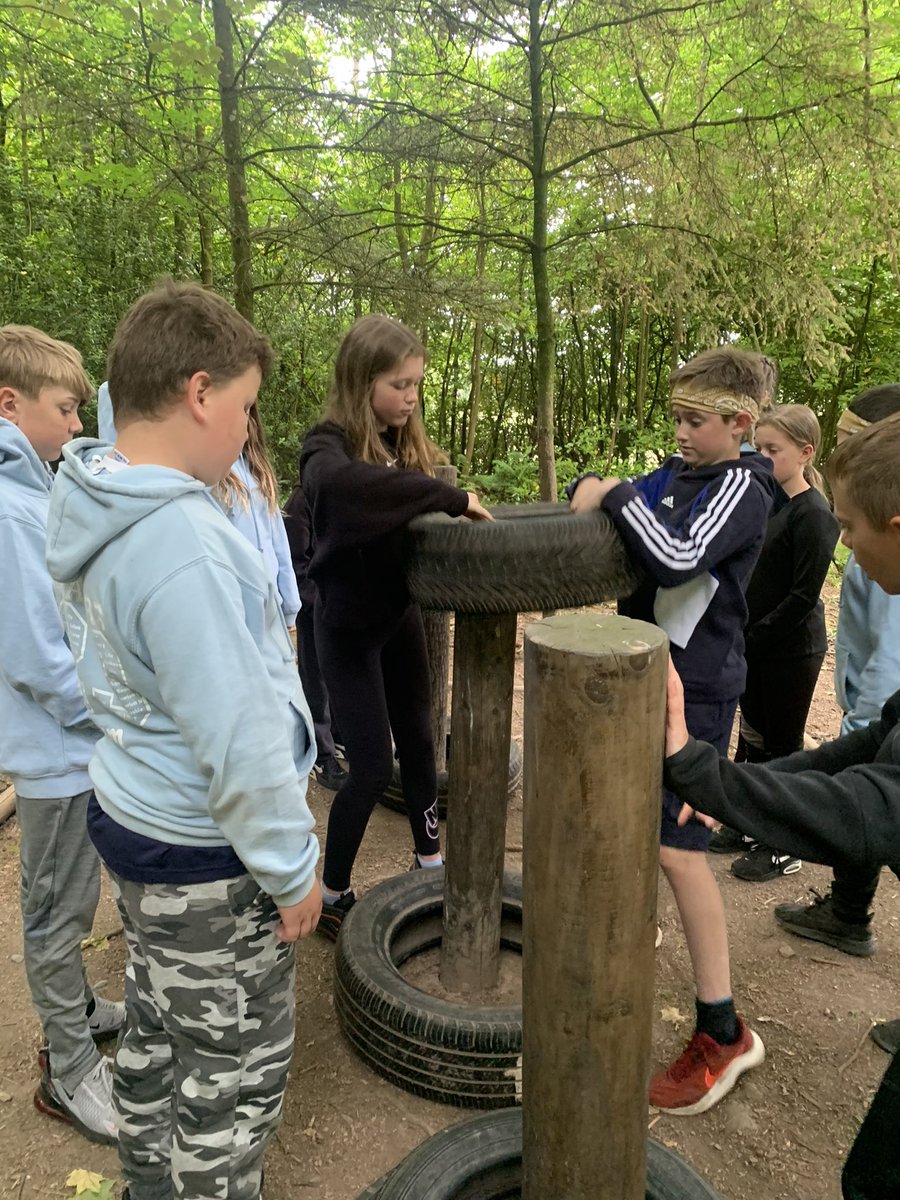 IE does team work make the dream work? @MissTolandLVPS <a href="/MrMurphyLVPS/">Mr Murphy & P5M</a> <a href="/mrselliottlvps/">Mrs Elliott LVPS</a>