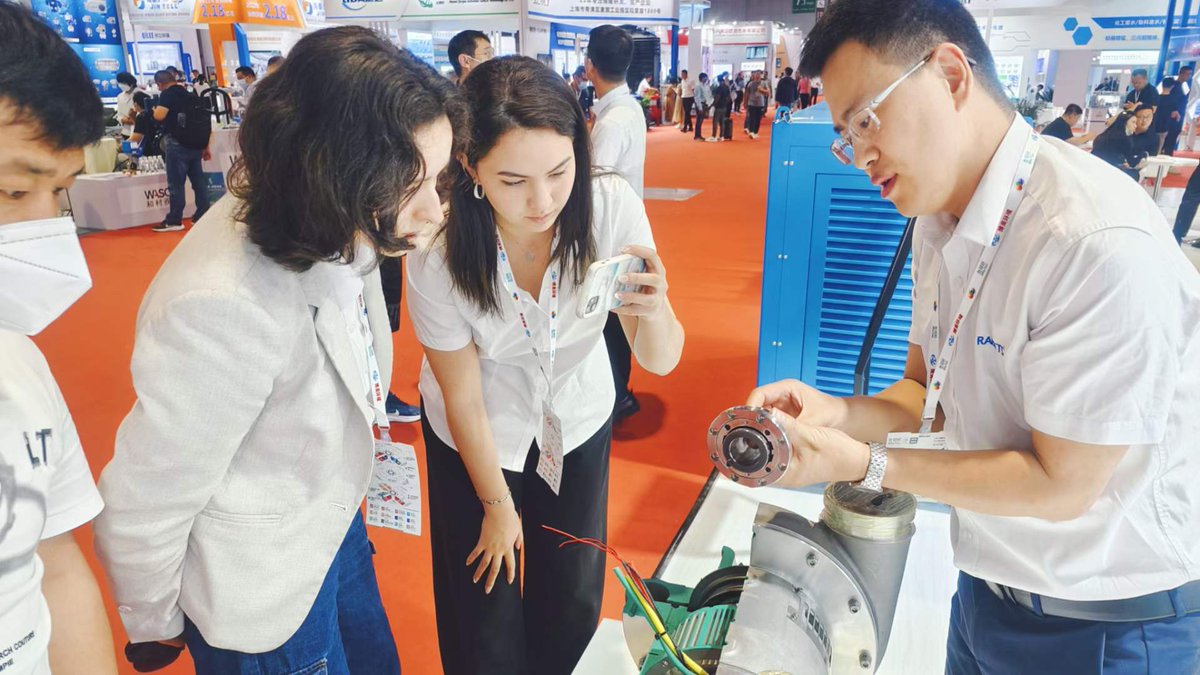 RAETTSblower's tweet photo. June 5-7, 2023 Wie Tec Expo successfully concluded. Thanks to Chinese and foreign customers and friends for stopping at the RAETTS booth to exchange ideas. Thank you so much for everyone's support.
We look forward to becoming partners and conducting in-depth cooperation. 
#raetts https://t.co/ckIQGnHDb4