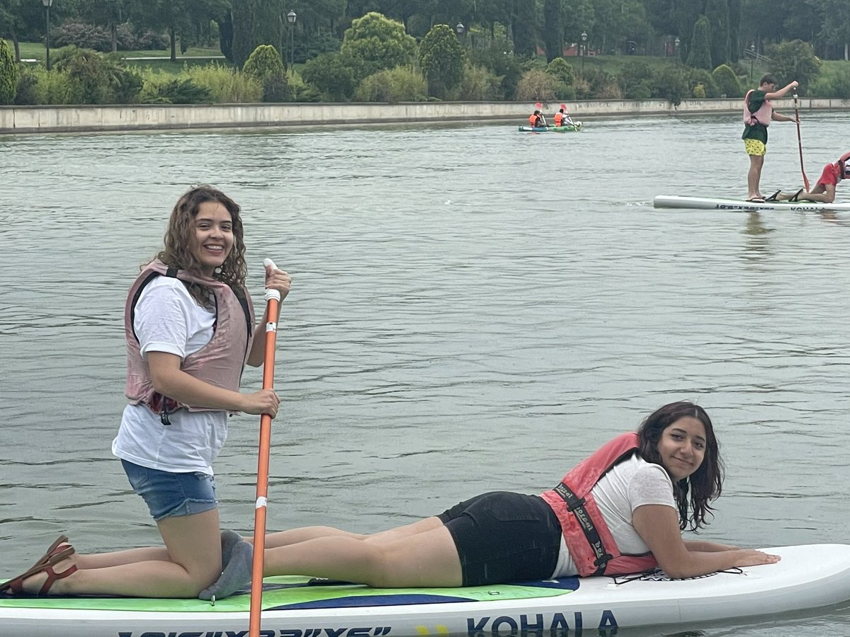 HEHS_SAFA's tweet photo. #HEHSHawks, #Exchange2023 Day #8 Club Oxio Usera Piragüismo: Kayak, pádel surf, canoa https://t.co/adU92MDRjx