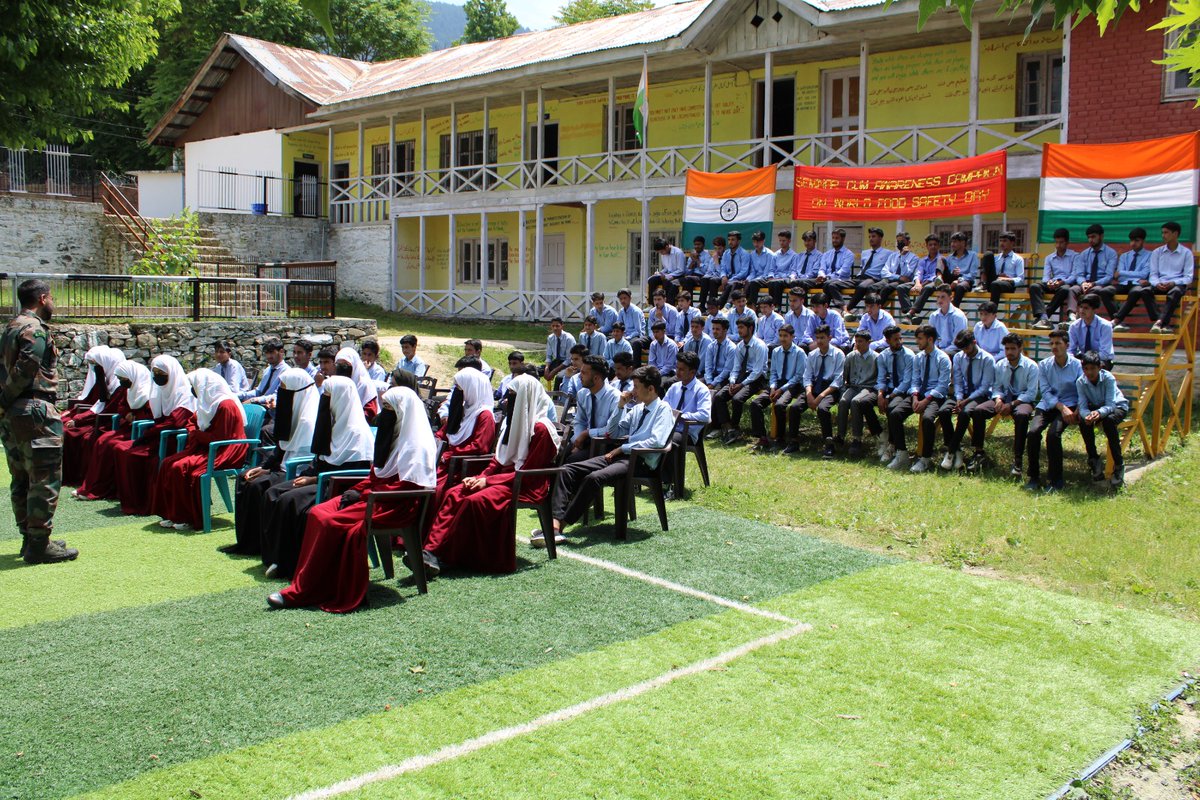 Indian Army conducts Lecture on the Occasion of World Food Safety Day 
#WorldFoodSafetyDay                                                                                                                                   #FoodSafetyMatters
#IndianArmy
#Kupwara
#ProsperousKashmir