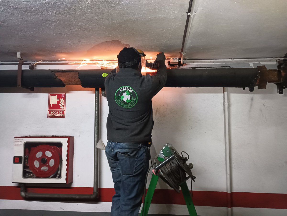 Recoalsa_VLC's tweet photo. DESMANTELAMIENTO DE NEGOCIOS, MAQUINARIA INDUSTRIAL Y NEGOCIOS.
https://t.co/aQone6hasH
Tel:961233405
#Desmontajesindustriales #Negocios #Valencia #Empresas #Chatarra #Metales https://t.co/LYDwZ8UEpG