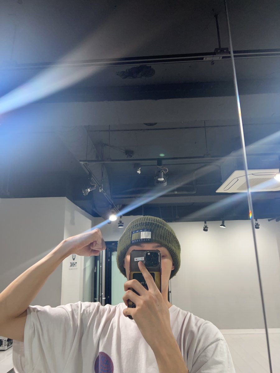 tan__official_'s tweet photo. [#태훈] 방태훈 복귀 오피셜

#티에이엔 #TAN https://t.co/elY4BG6nCN