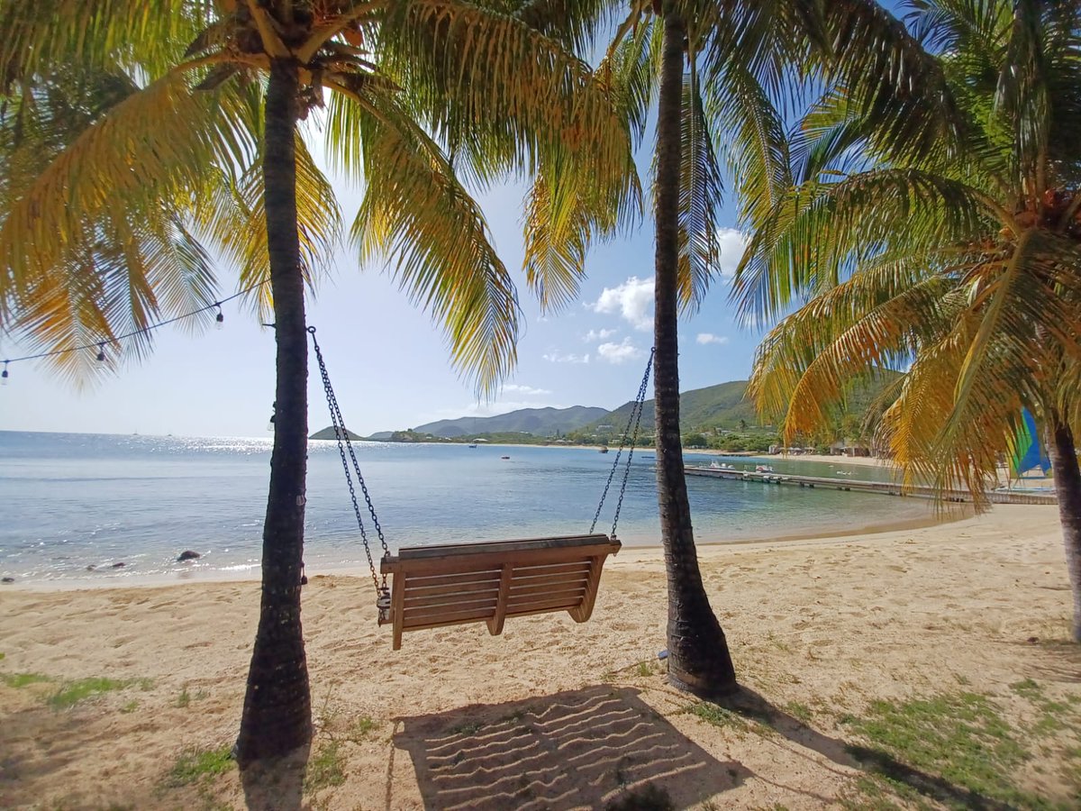 What did our Travel Specialist, Kate, get up to on her recent visit to Antigua? Find out more here - mailchi.mp/tropicbreeze.c…

#antigua #caribbean #luxuryholidays #caribbeanholidays