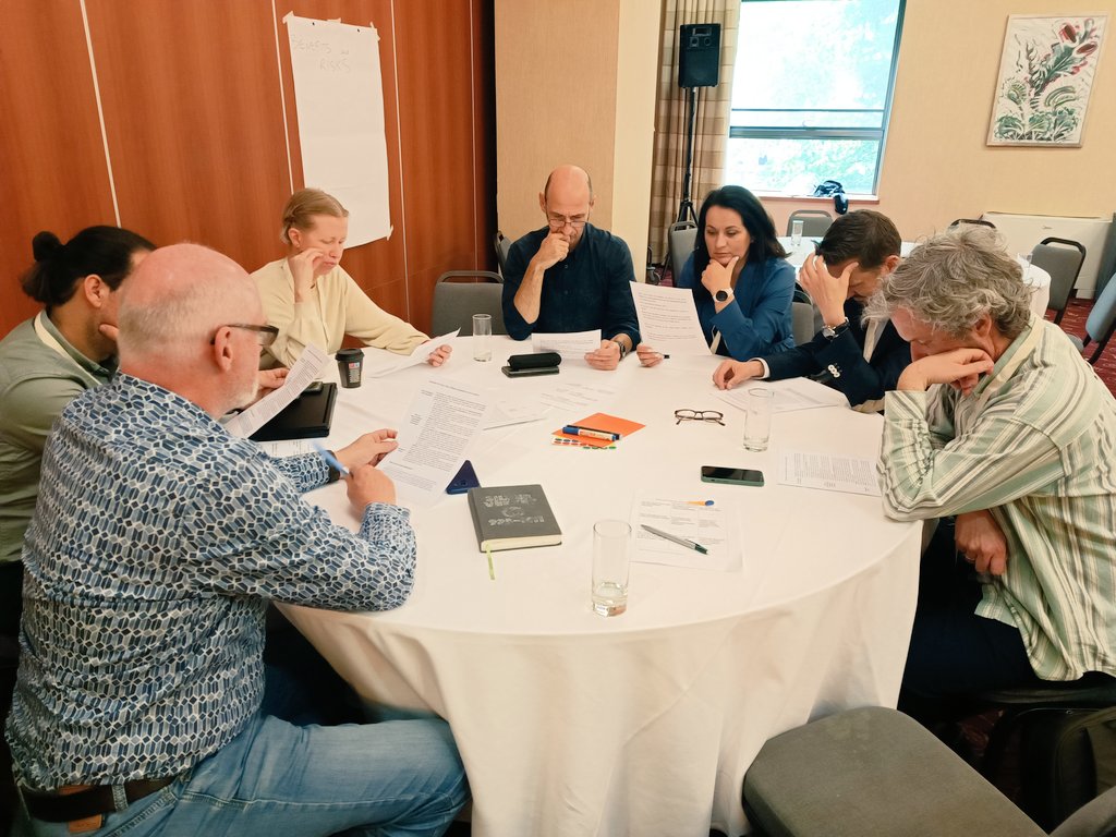EAEA2020's tweet photo. Very focused work in our workshop on building green partnerships at the #EAEAconf @EAEA2020 #sustainabilitylearning #greentransition #justtransition https://t.co/Q9vxdHajks