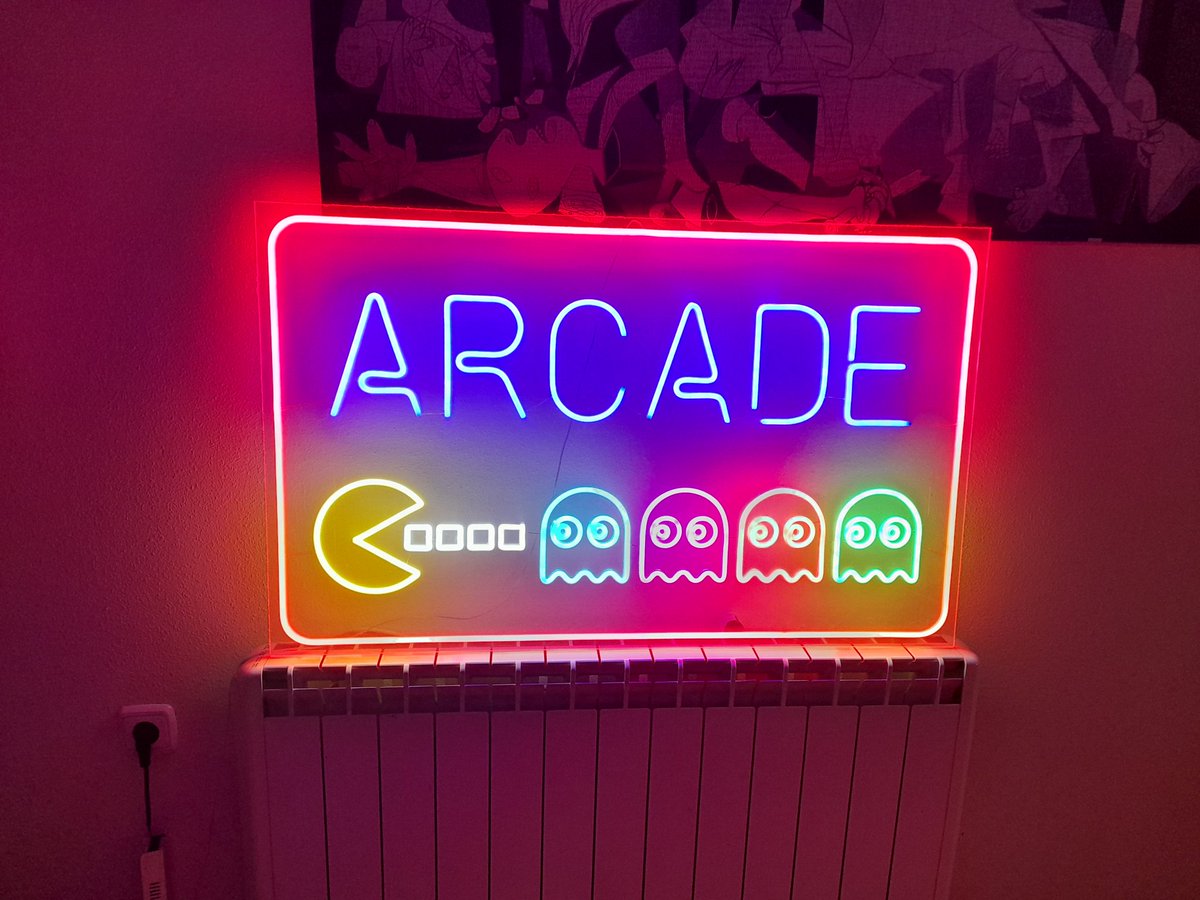 timmycreaciones's tweet photo. Diseño y fabricación #neonled #arcade Diferentes colores, tamaños, etc. #Arcades #neonflex #NeonLights #NEON #PacMan #pacmanghost https://t.co/L0BLKP6DJy