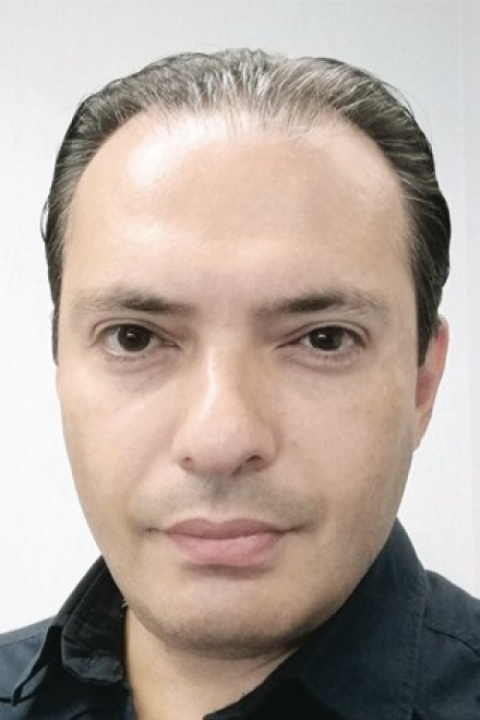 UBGSE's tweet photo. Meet #UBGSE presidential fellow Babak Barghchi. He aspires to be a researcher in educational linguistics and believes that multiculturalism and multilingualism are potent forces that enrich our lives and foster peace.
#StudentProfile #BuffaloNY https://t.co/2hqu6Xzc4d
